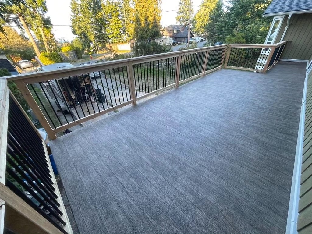 Vinyl Deck Installation. 
