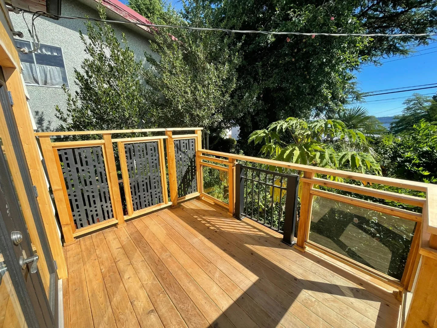 West Coast Natural Cedar Wood Sundeck Construction.
